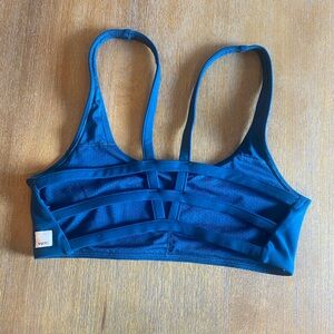 Vuori Yosemite bra in blue, size xs